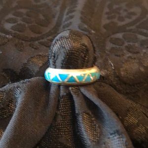 Inlaid turquoise ring